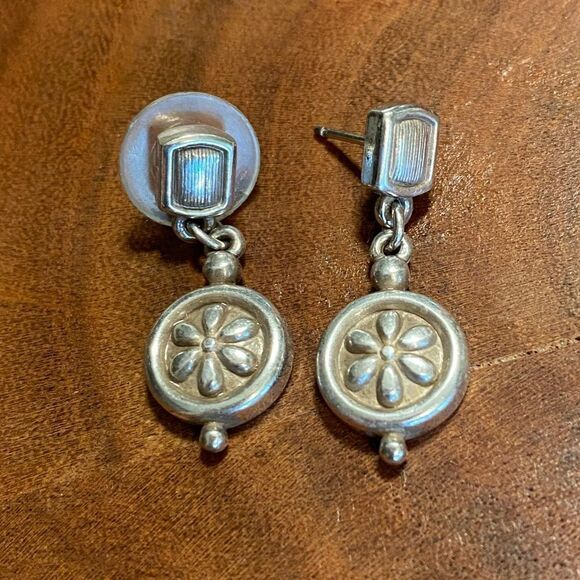BRIGHTON‎ vintage silver flower disc dangle post earrings - Picture 4 of 4